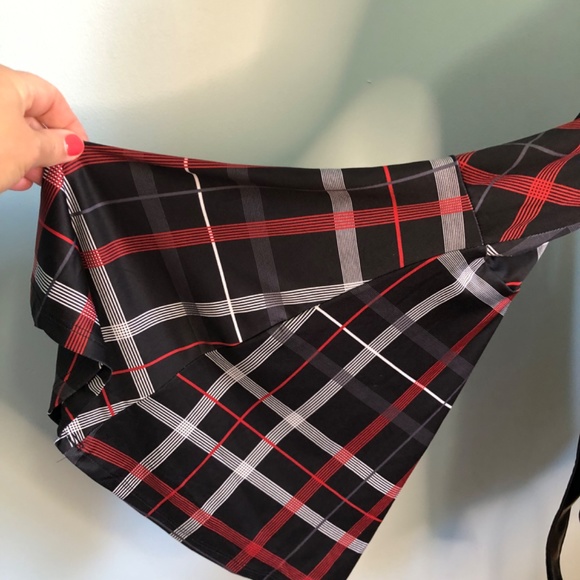 VENUS Mixed Media Wrap-Look Top NWOT 1X - Picture 5 of 10